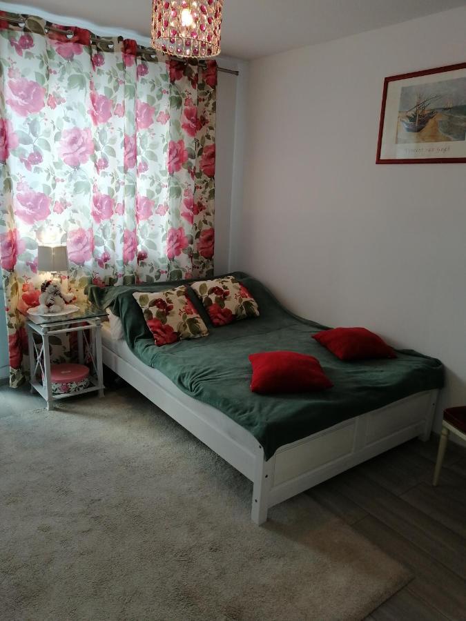 Apartament Rodzinny 1 Pietro Kołobrzeg Exterior foto